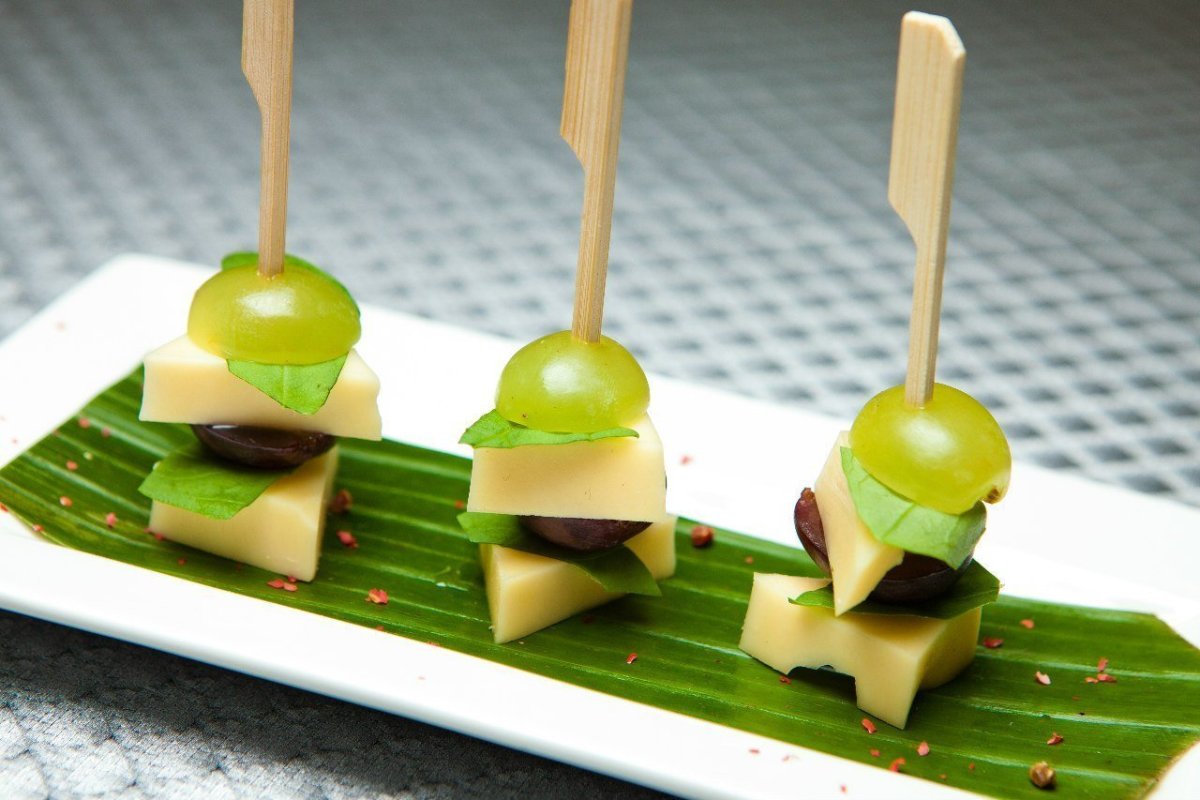 Канапе с дор Блю