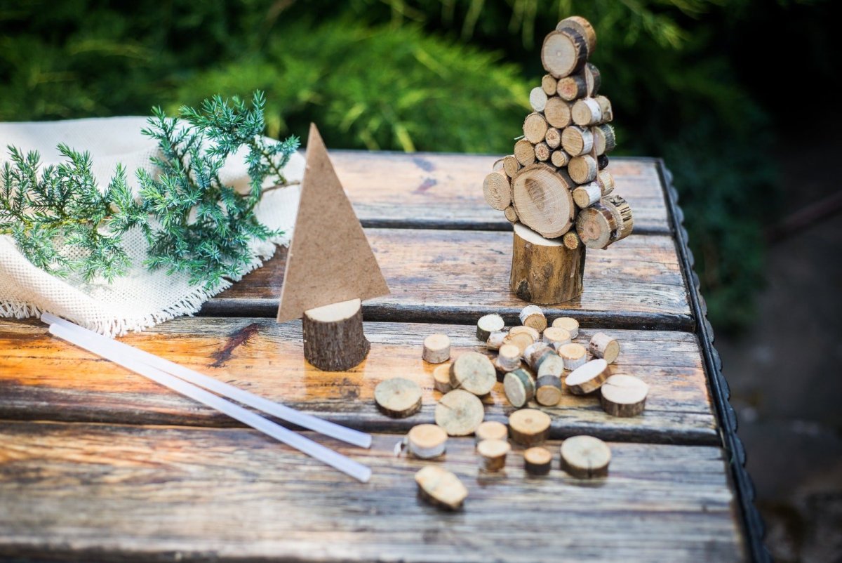 Елка из спилов