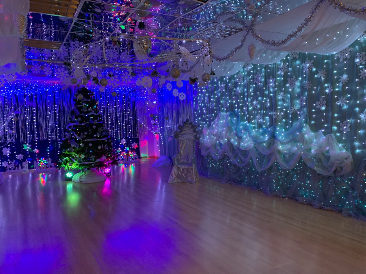 Современное украшение музыкального зала