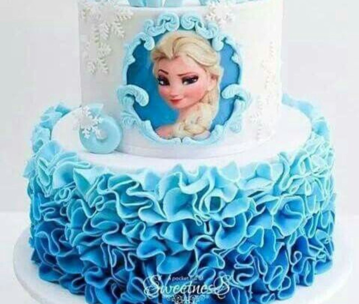 Торт Эльза и Анна на день рождения 5 лет