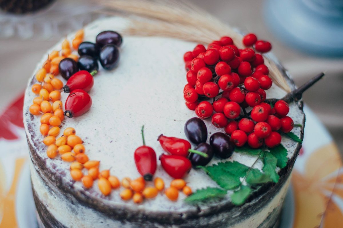 Осеннее украшение торта