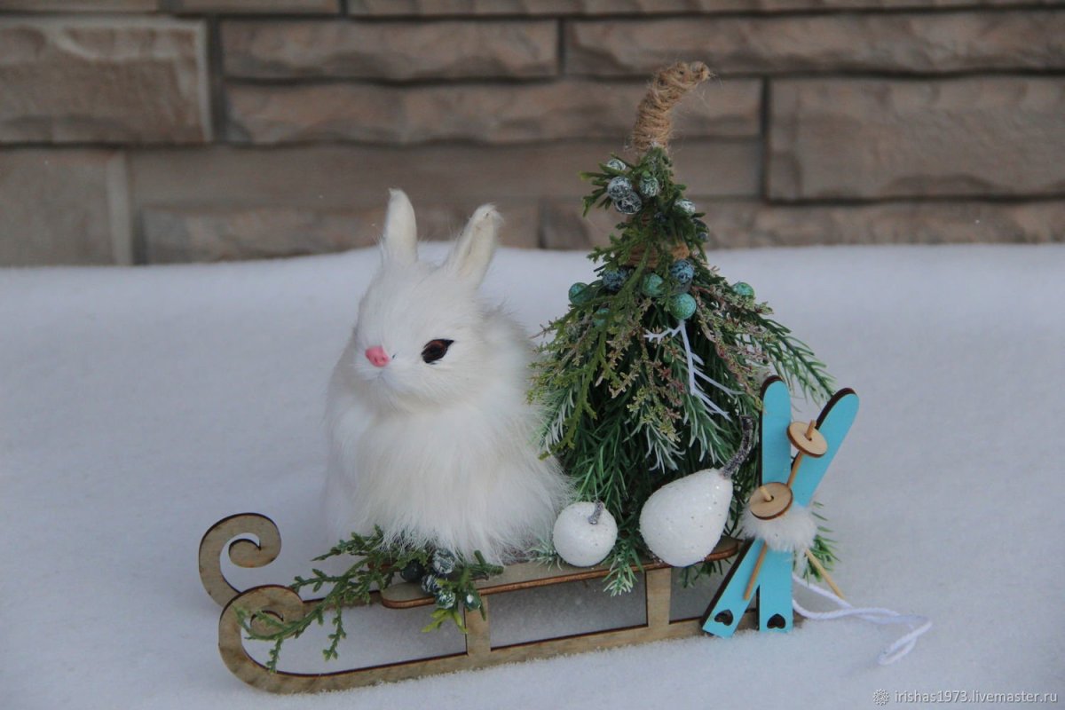 Заяц деревянный декор