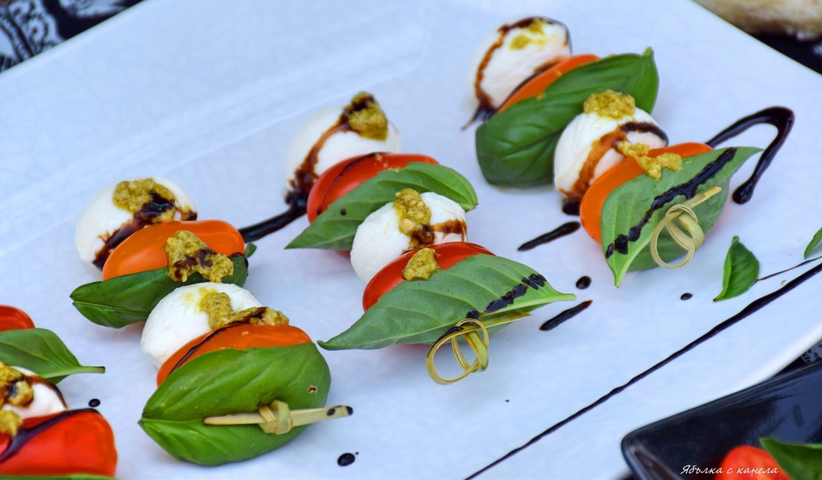 Моцарелла с черри