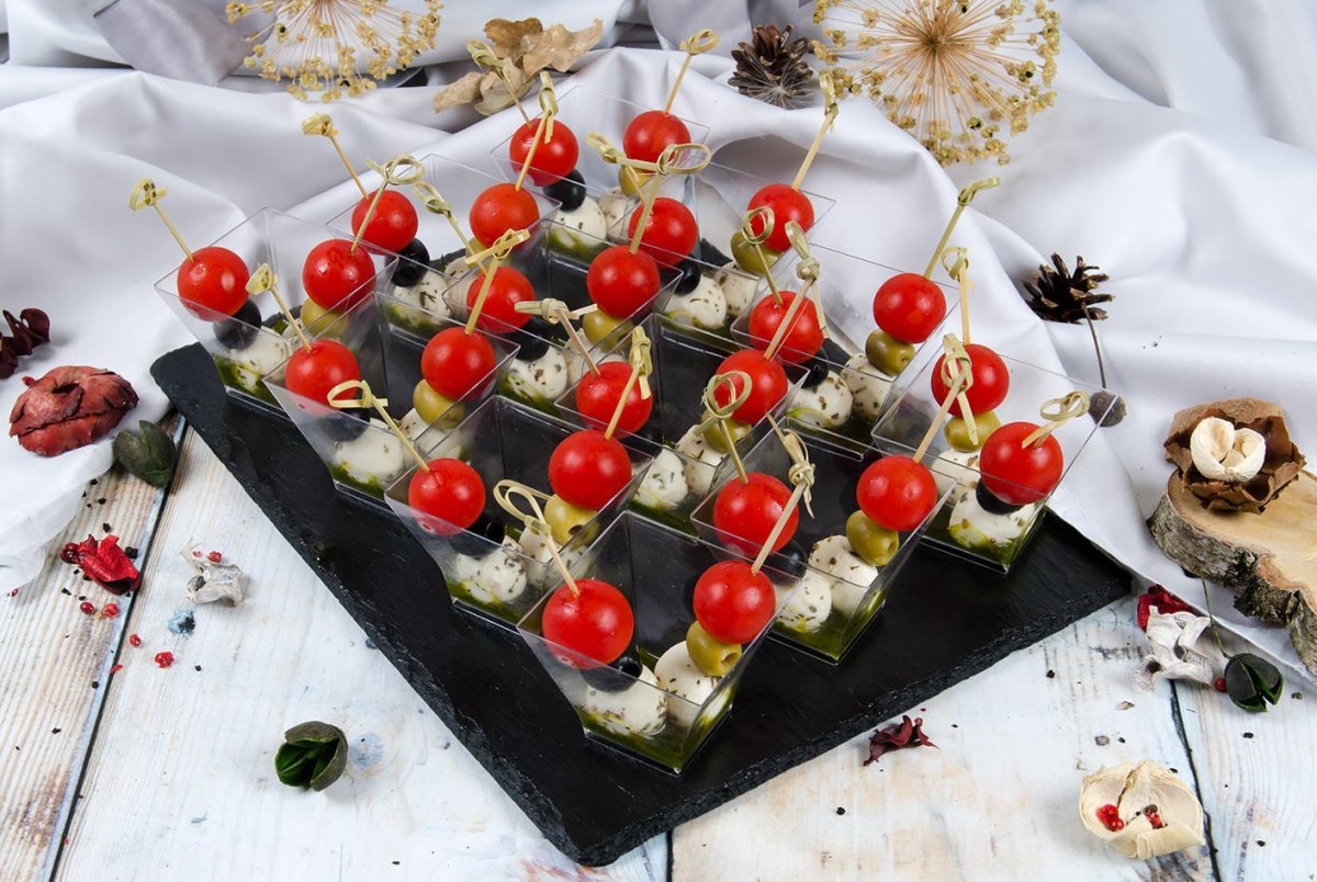 Канапе с беконом