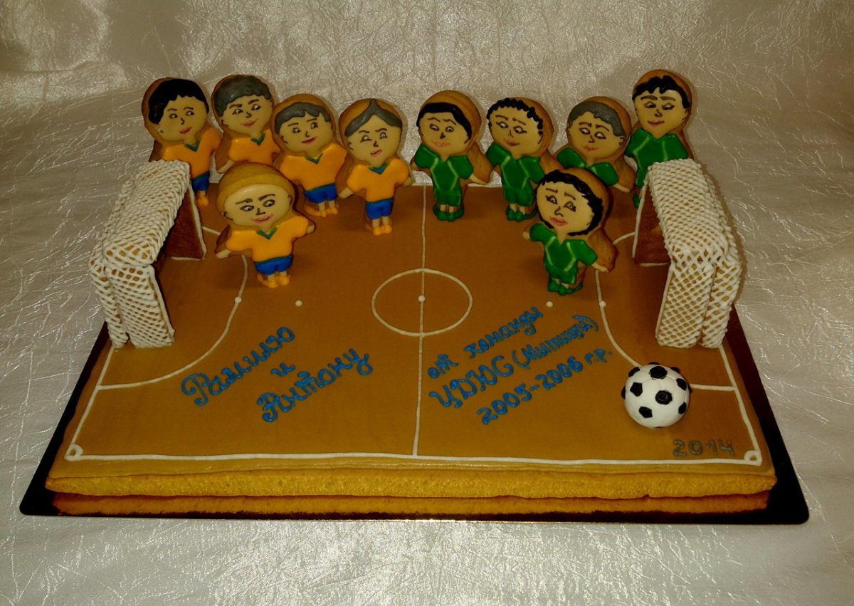 Торт брату в стиле футбол