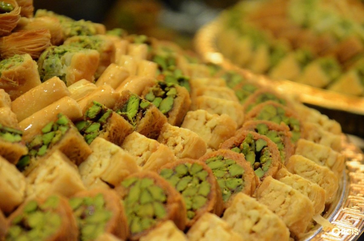 Стол для производства теста Кадаиф