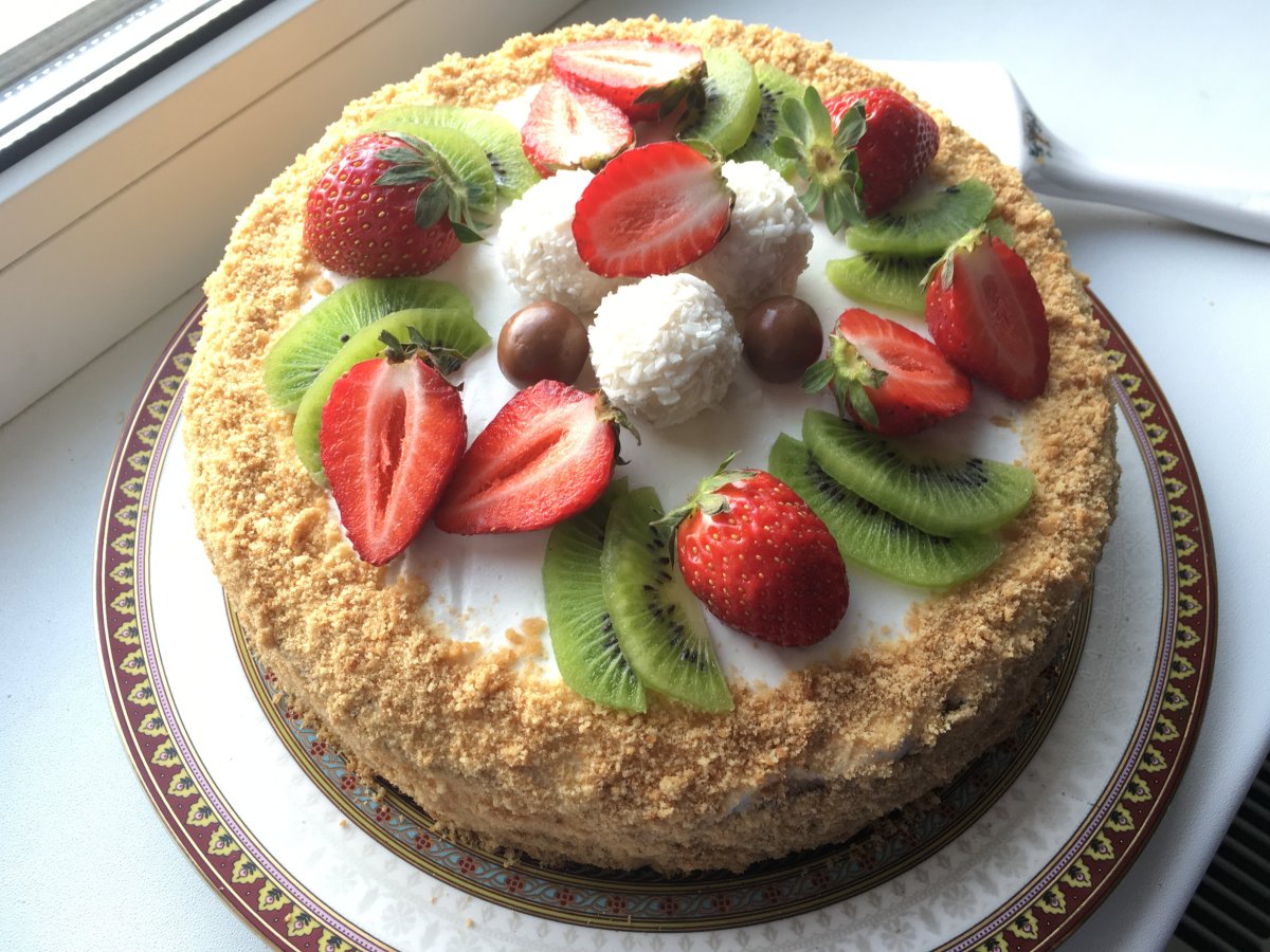 Украшение медового торта