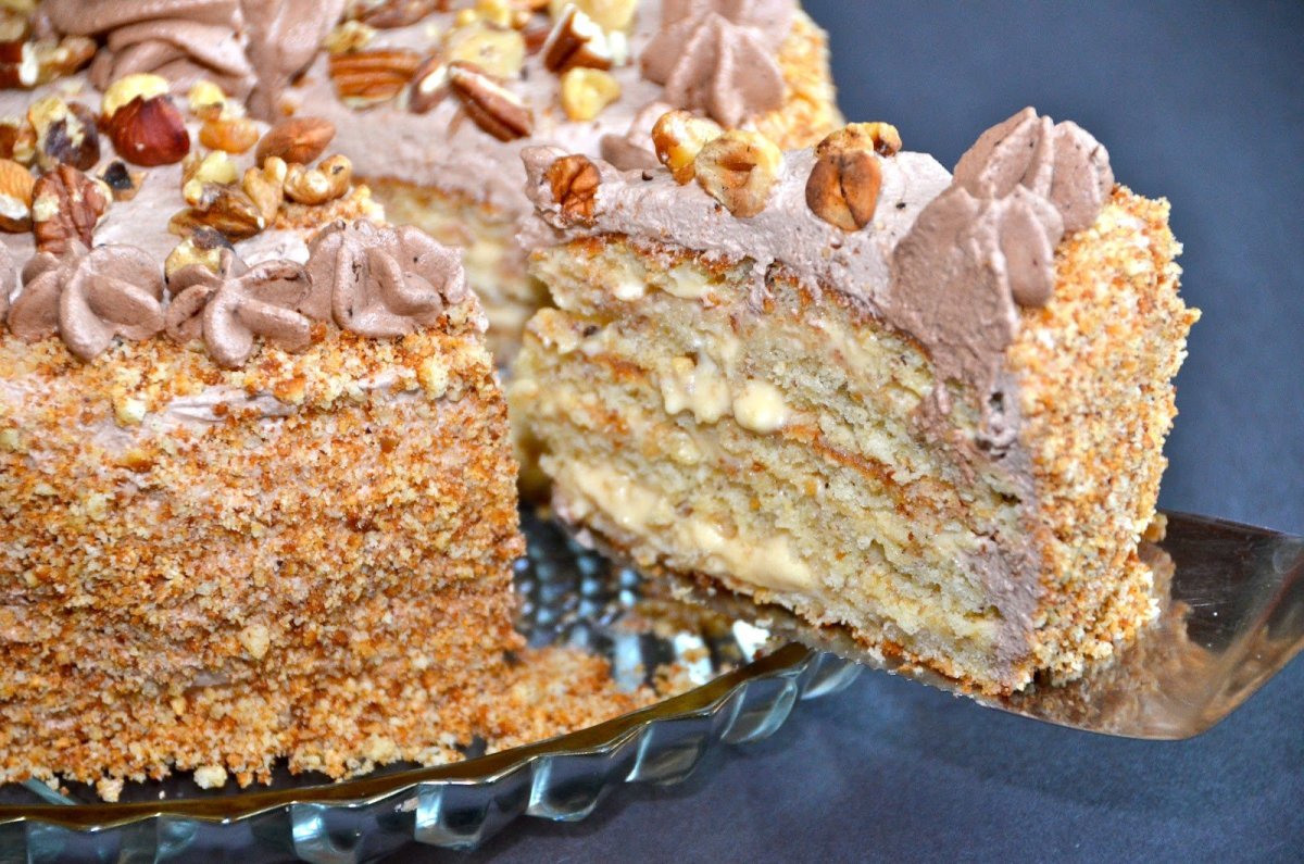 Виктория Мельник морковно-Карамельный торт