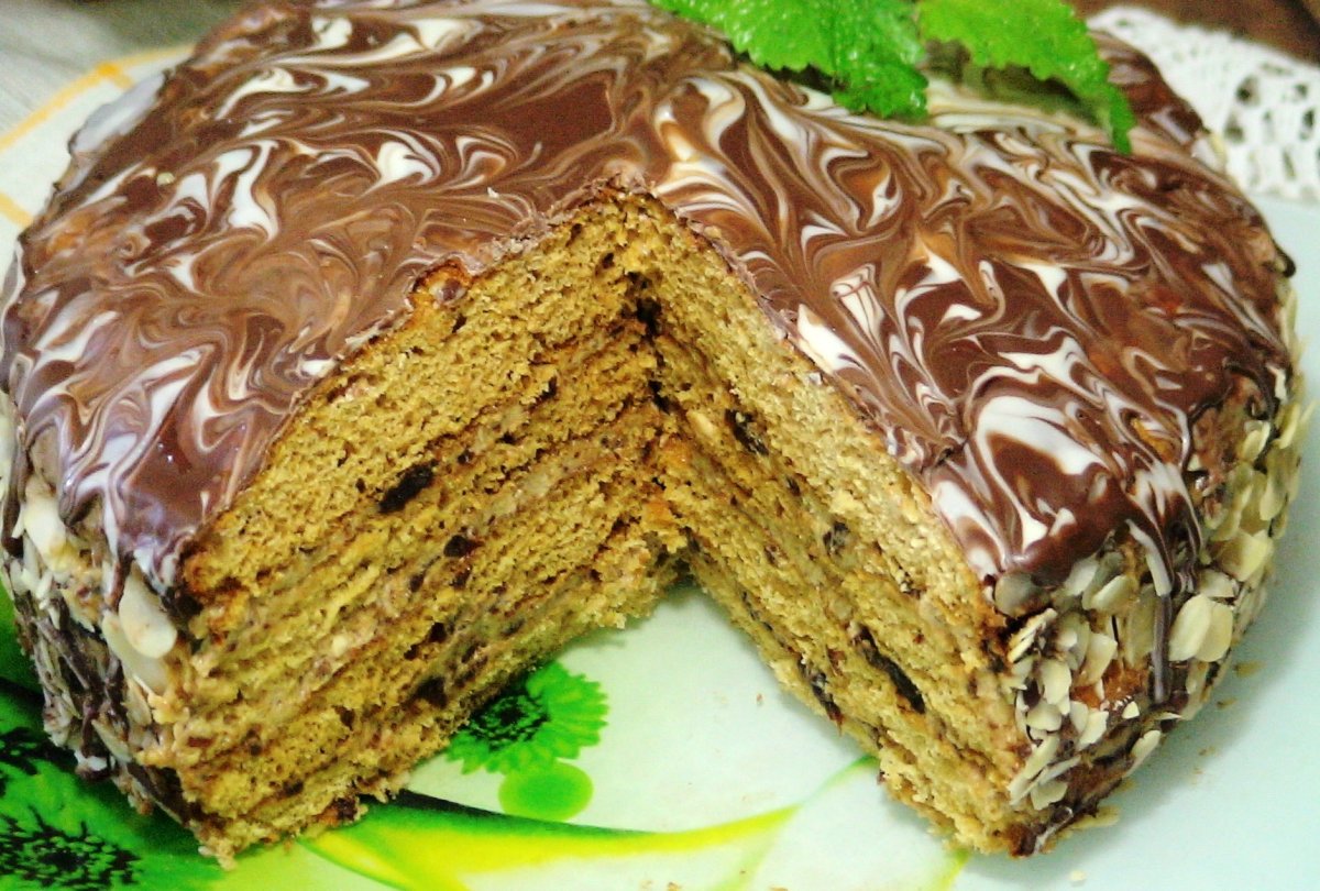 Торт у Палыча медовая фантазия с грецким орехом