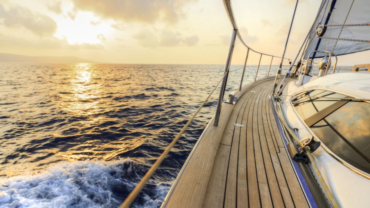 Парусник Алые паруса