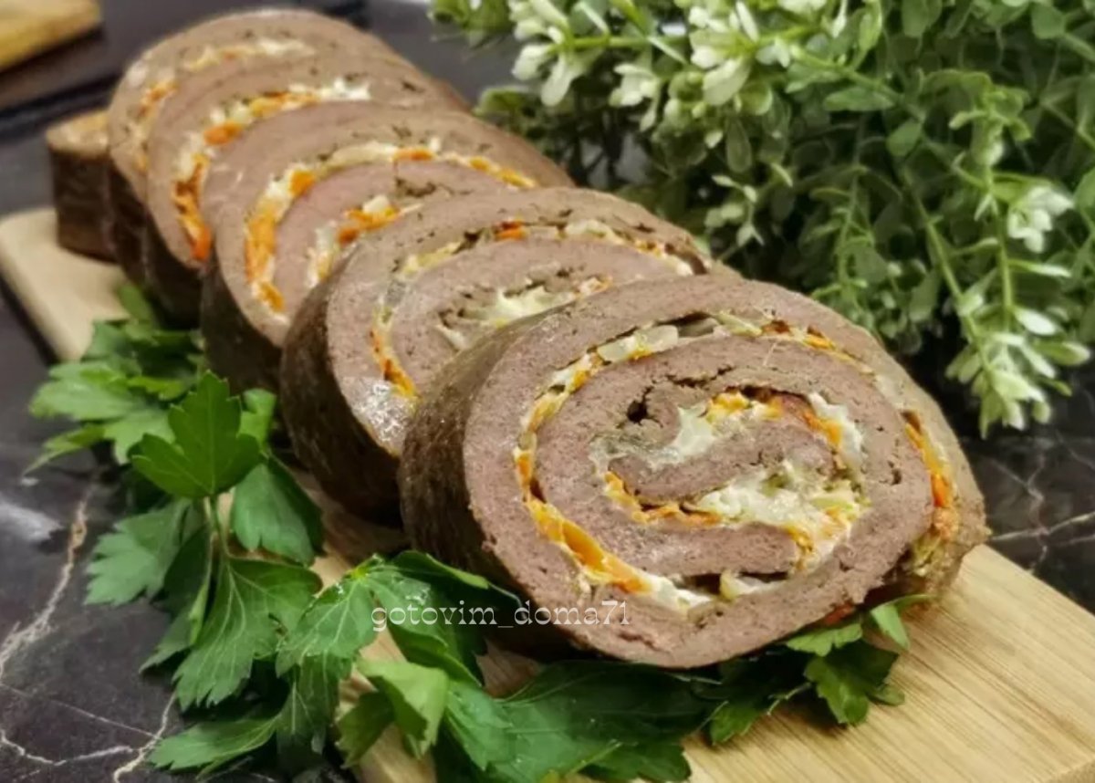 Закусочный печеночный тортик