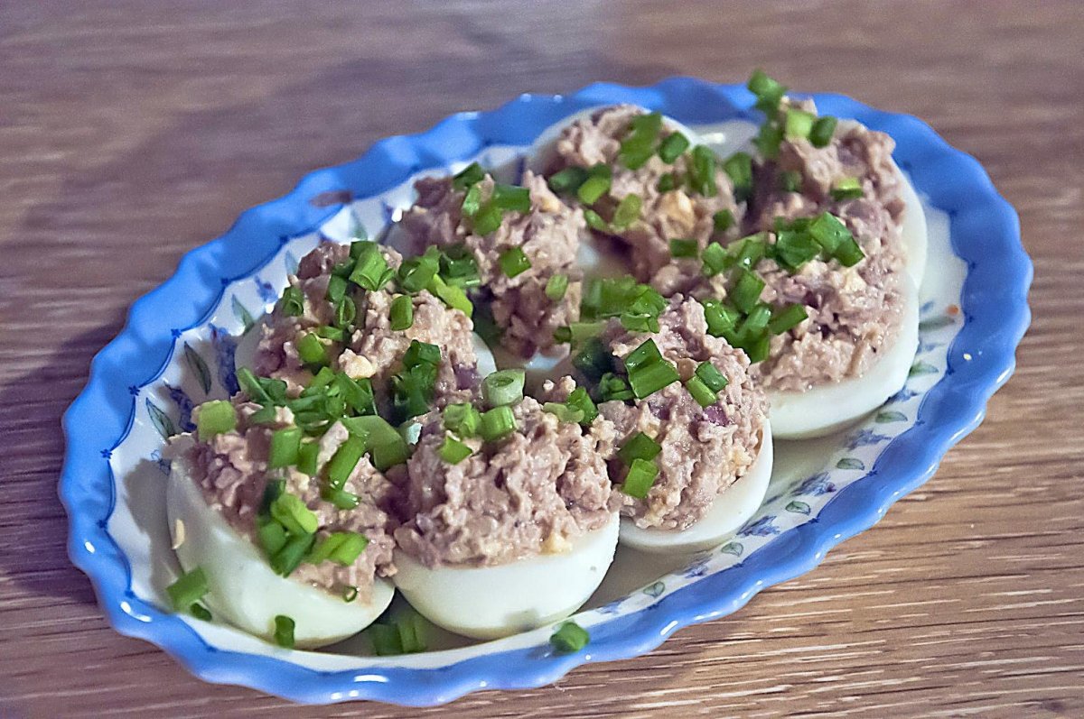 Новогодние закуски из печени трески