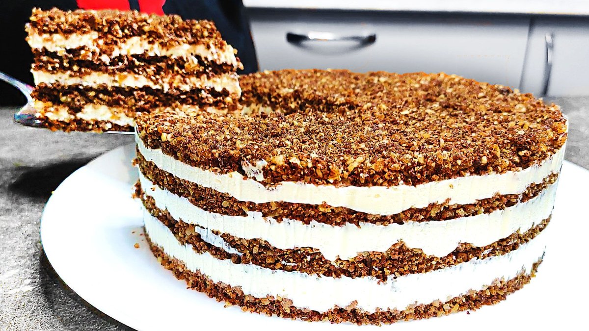 Ленивый медовик без раскатки коржей