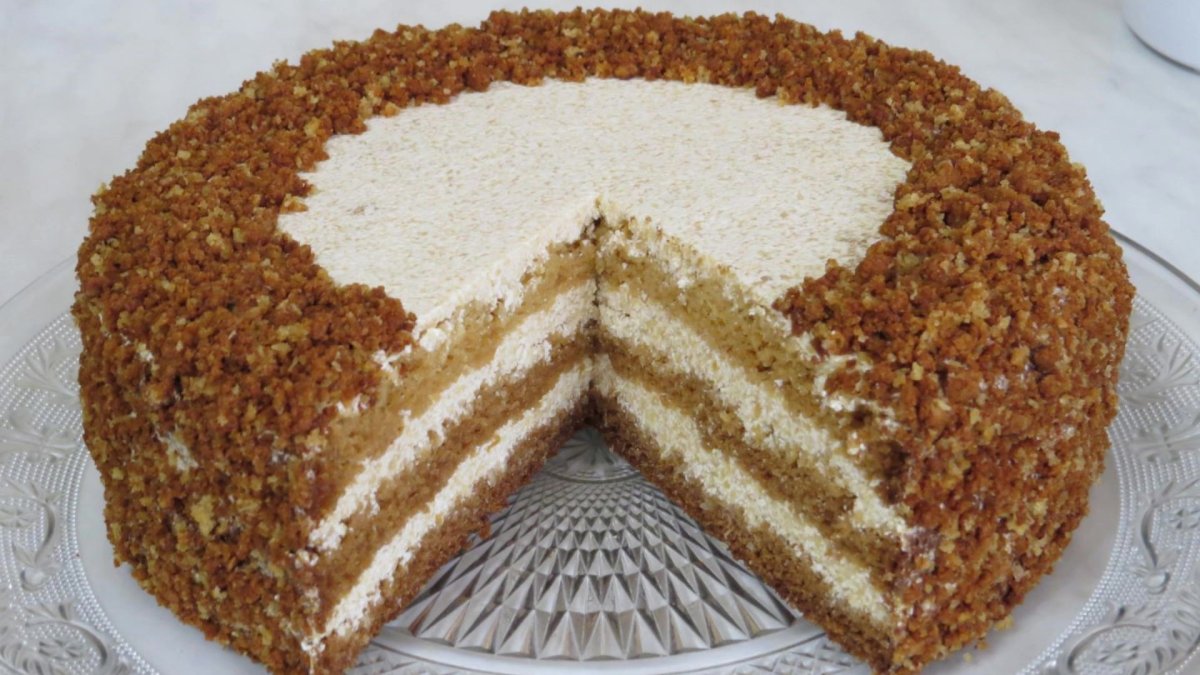 Сметанник Наполеон медовик