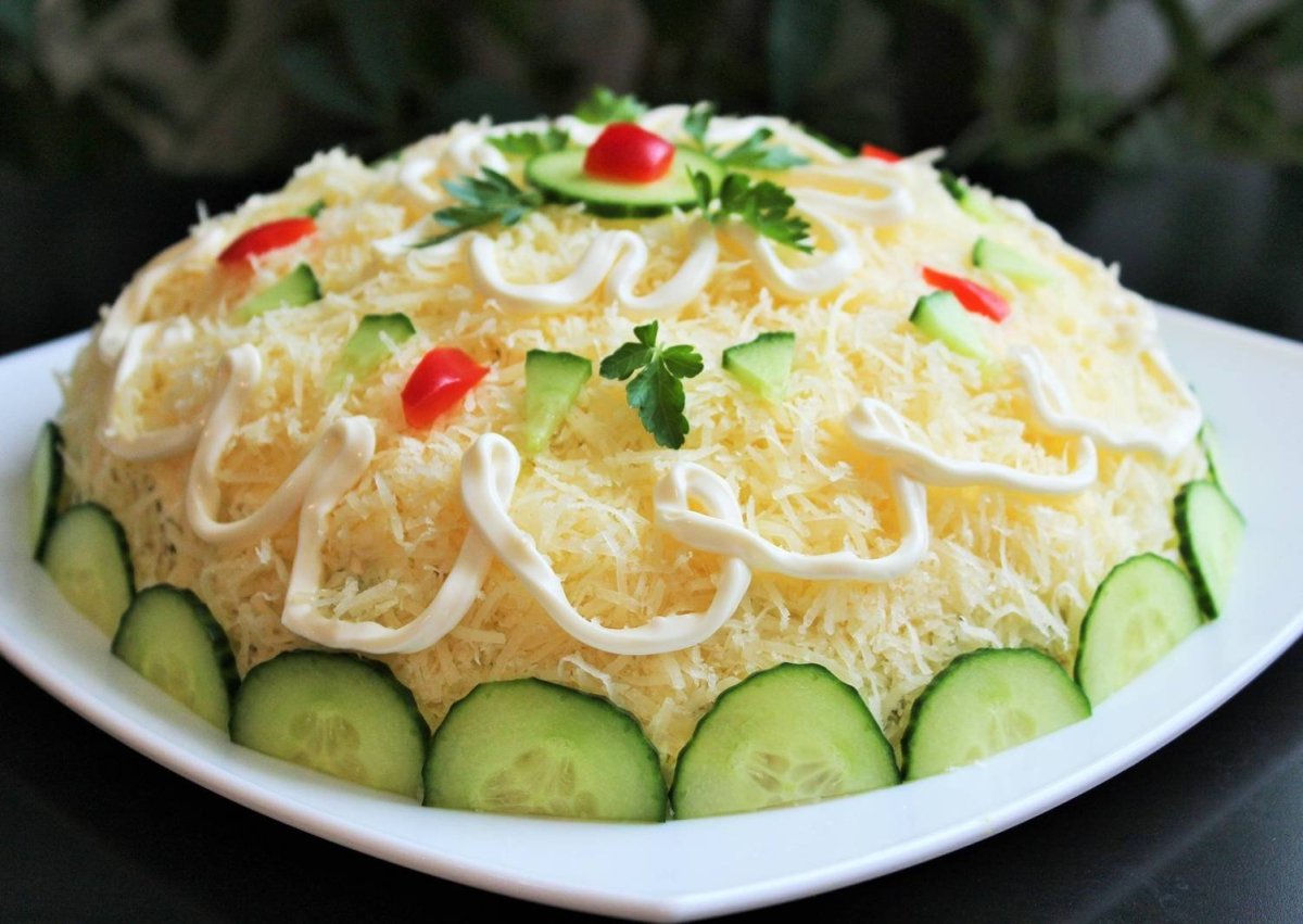 Слоёные салаты на праздничный стол