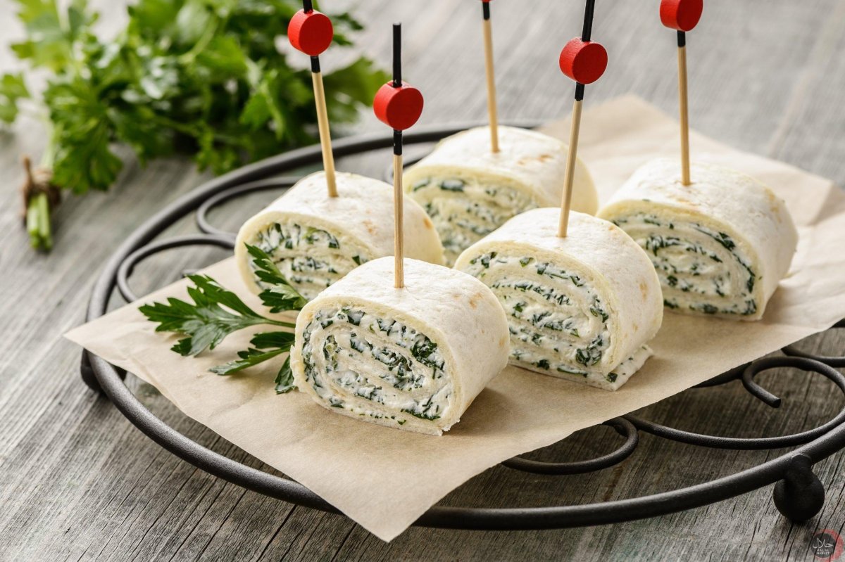 Блинчики с семгой и сливочным сыром