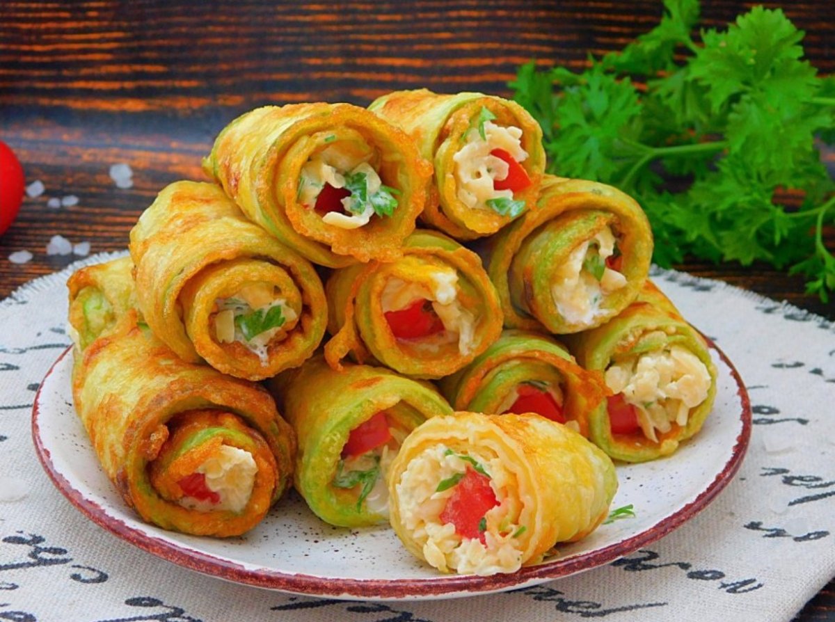 Цукини рулетики черри