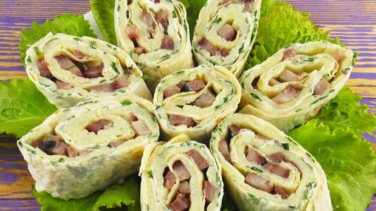 Закуска с ветчиной и сыром