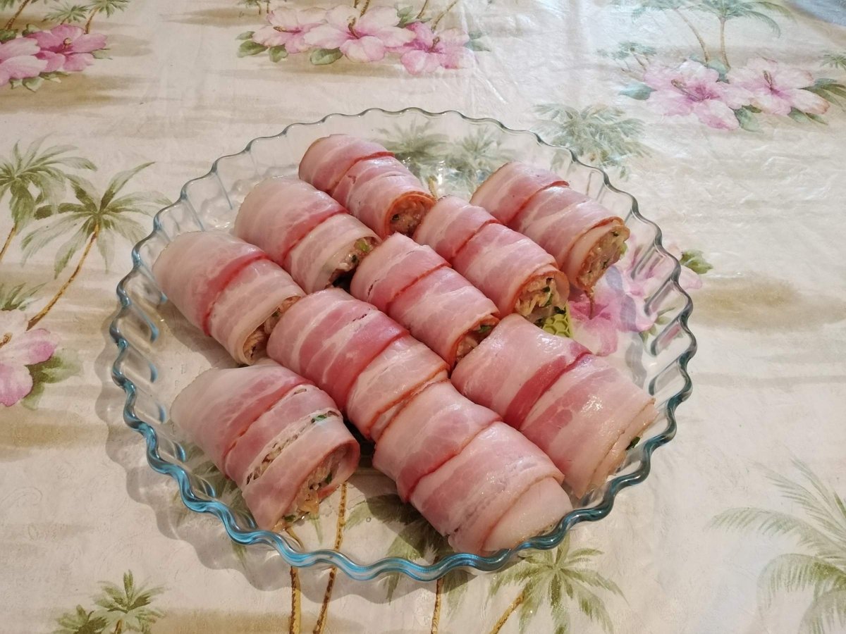 Рулет из лаваша с красной рыбой