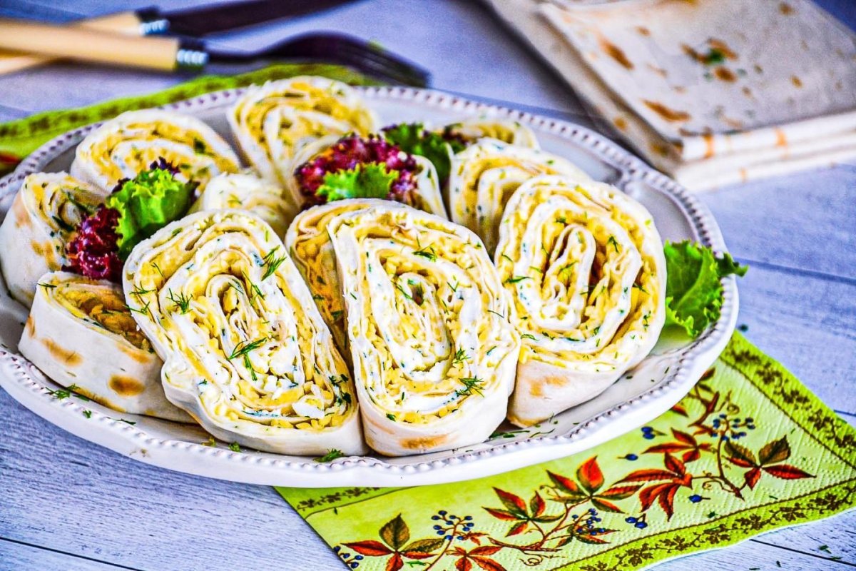 Рулетики из ветчины