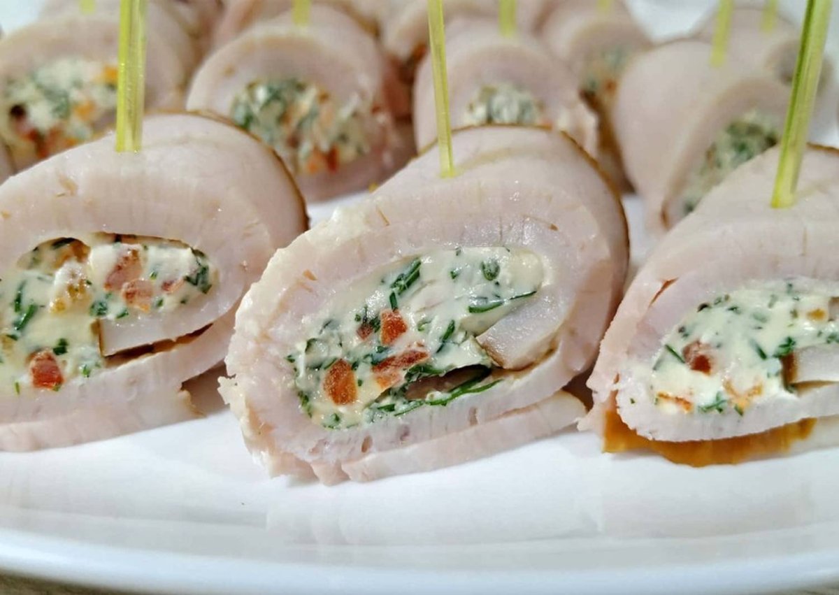 Закуска «Оливье-рулет»