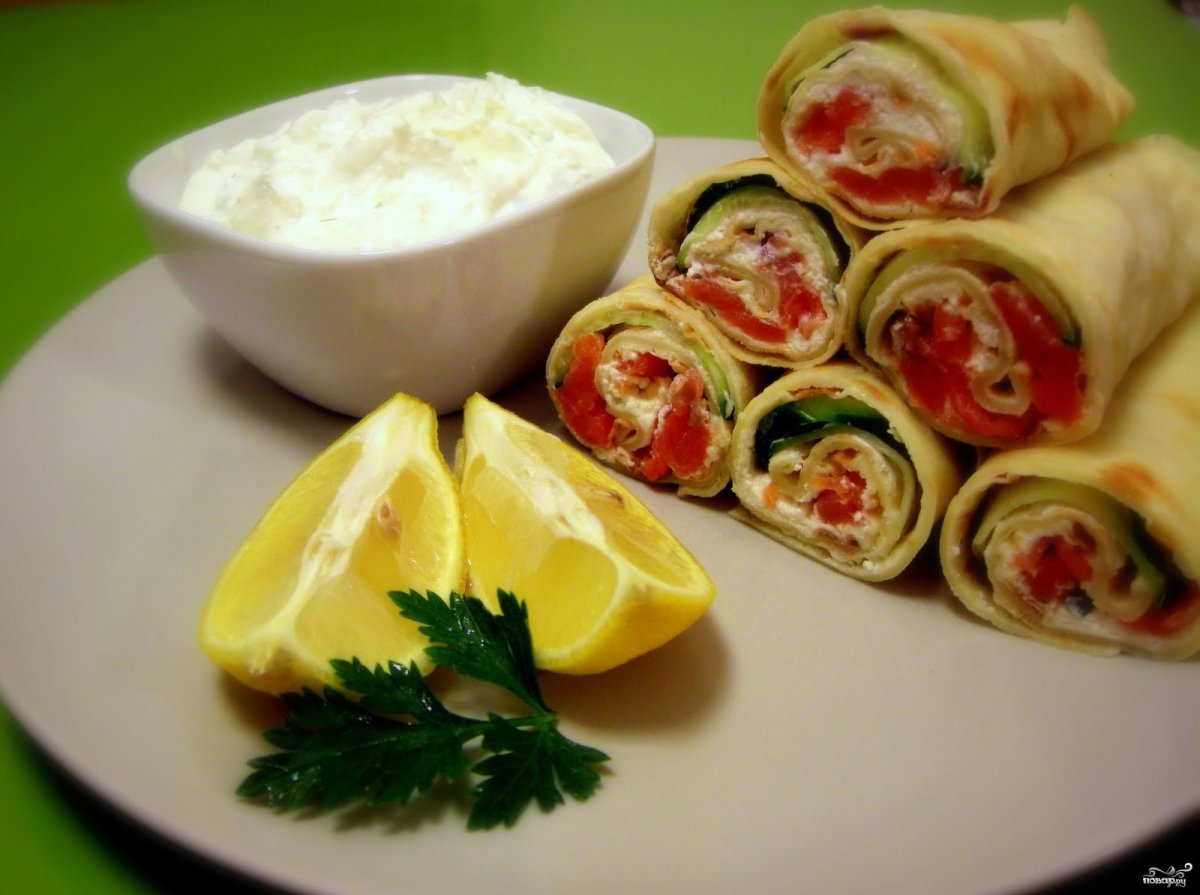 Фингер фуд рулетики