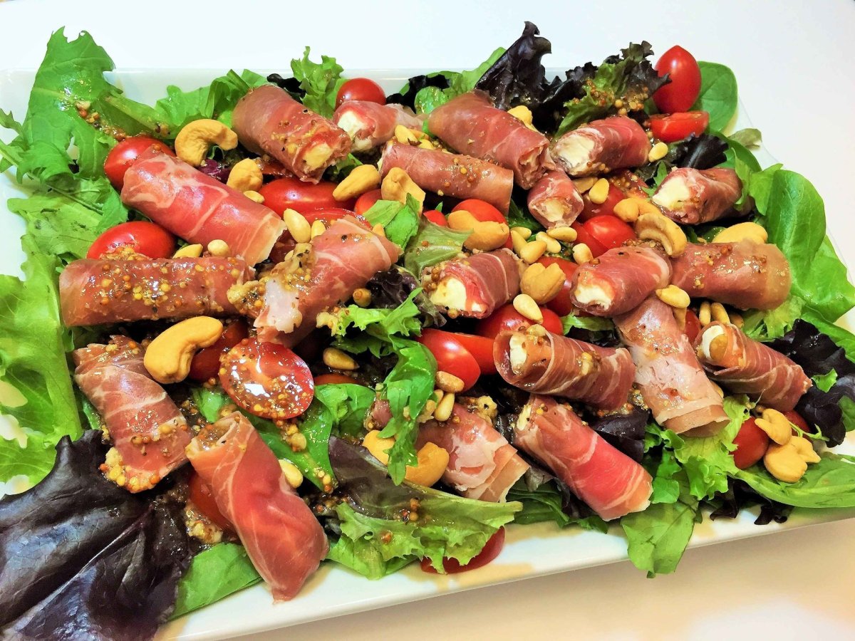 Салаты с мясом на праздничный стол