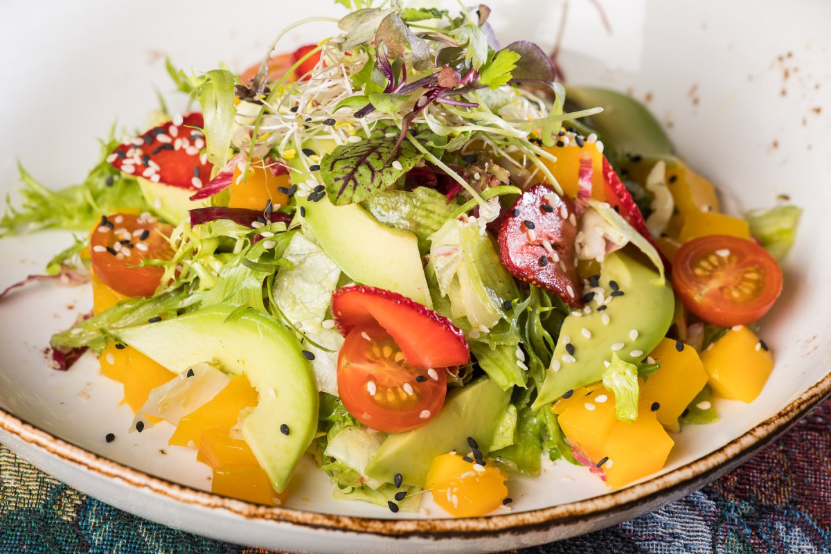 Теплый салат биф