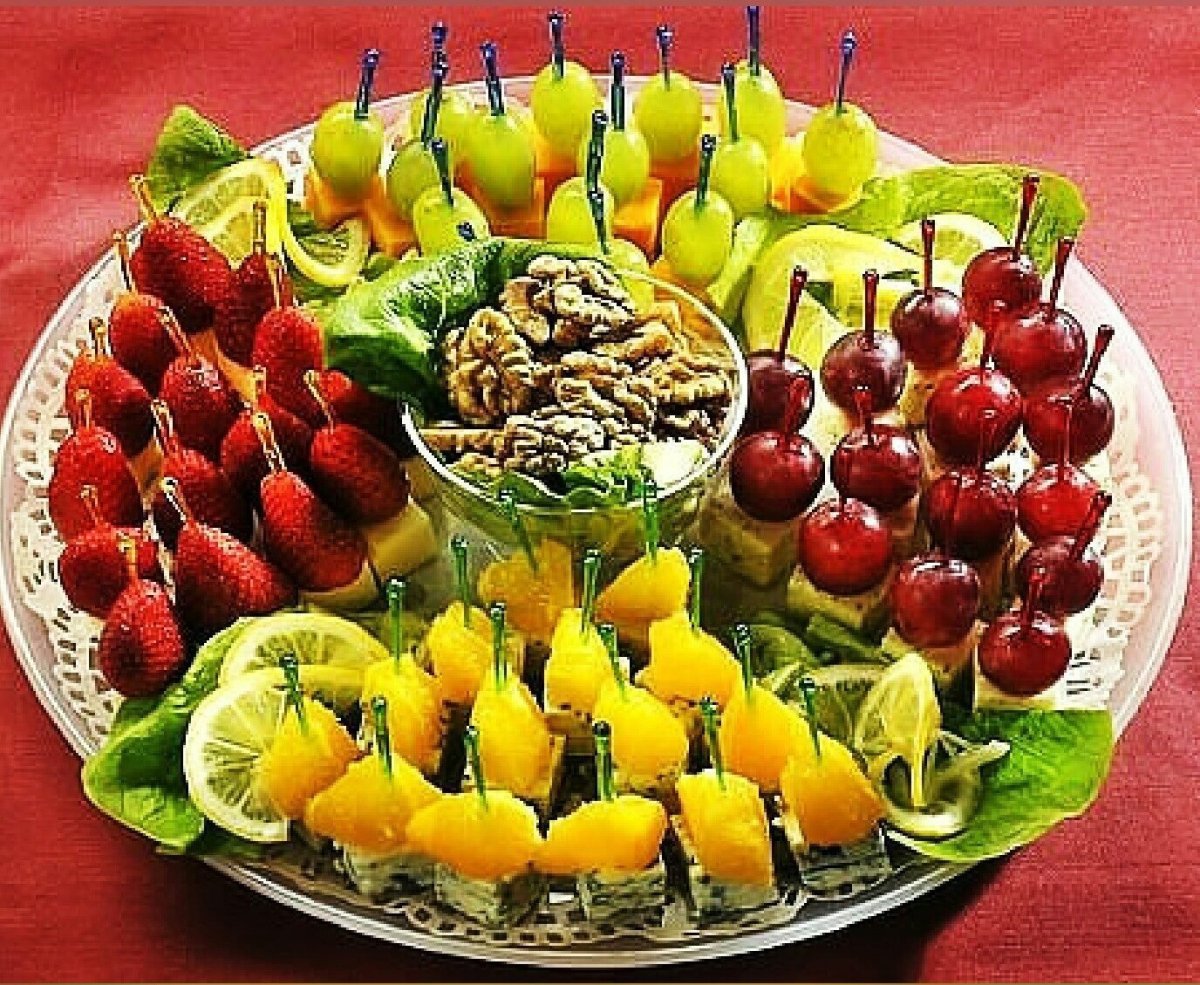 Канапе с салями