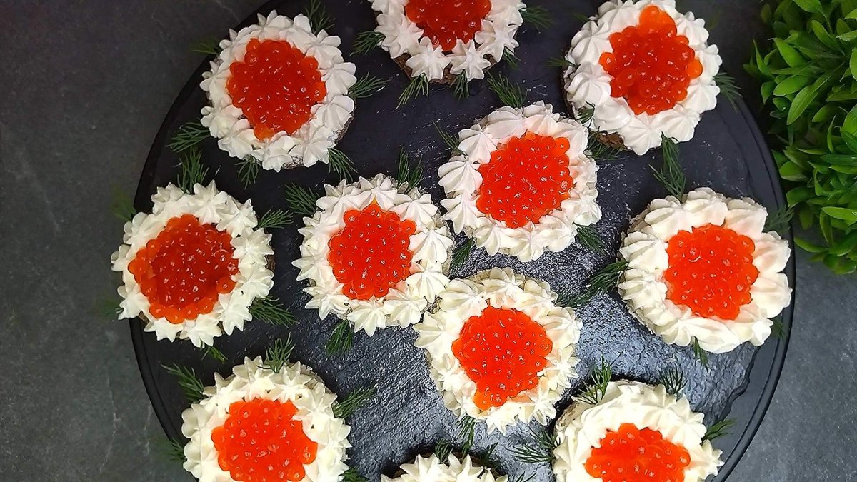 Закуски с красной икрой