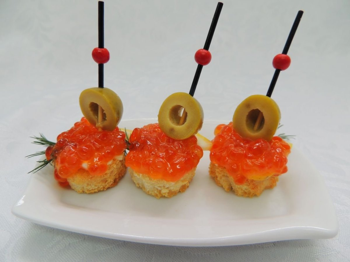 Украшение фаршированных яиц