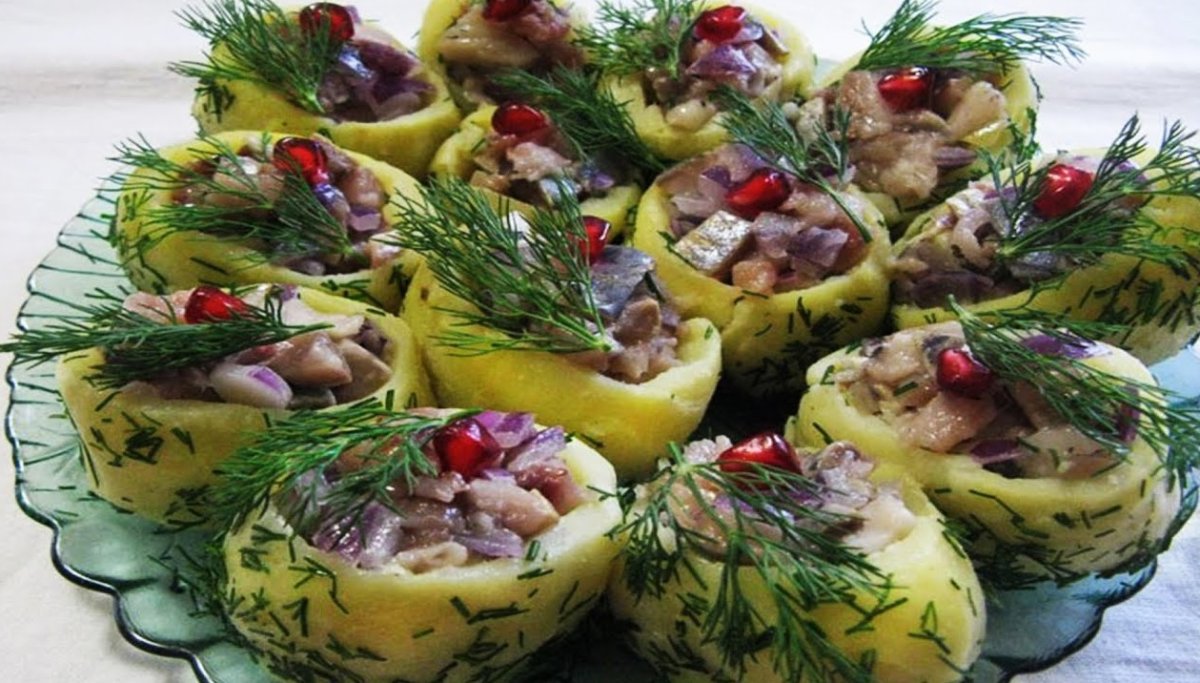 Тартинки с селедкой мировой закусон