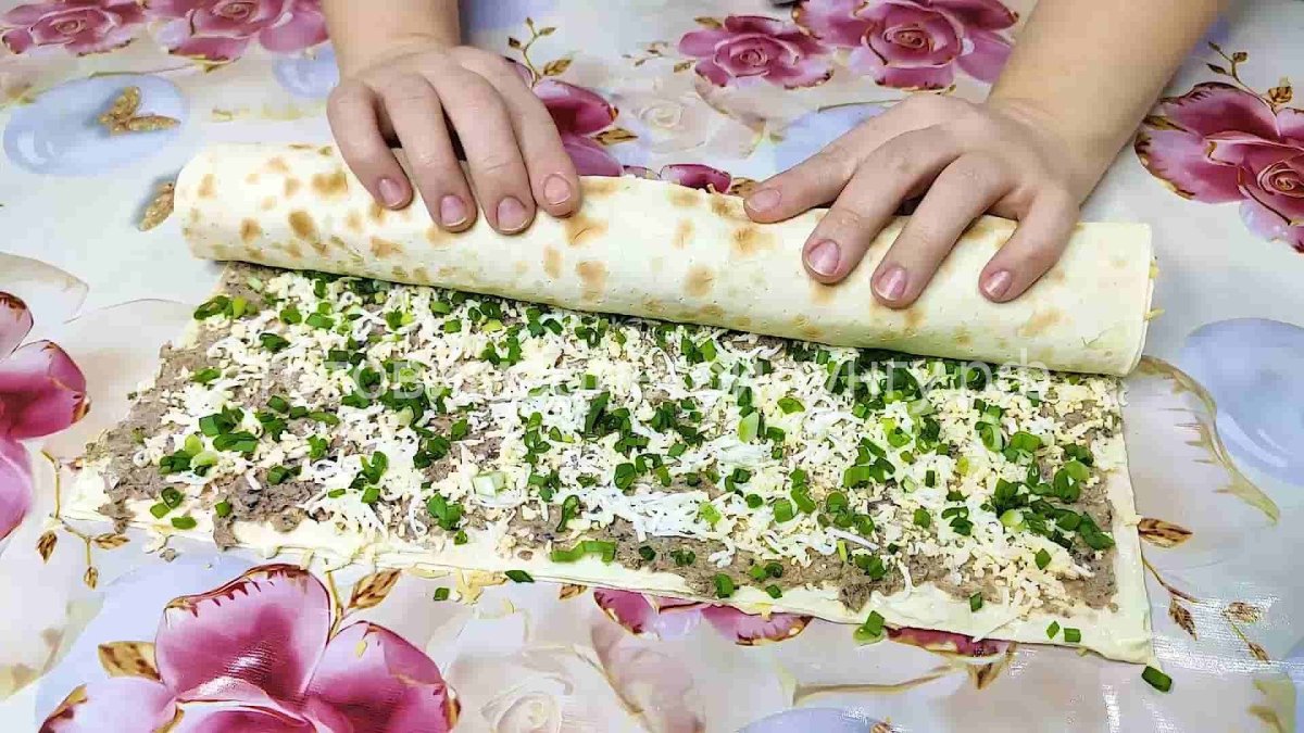 Рулет из лаваша