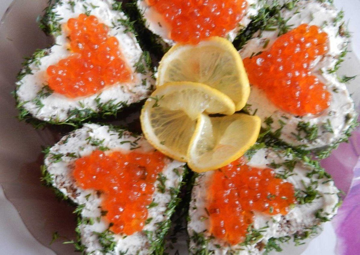 Закуски с черной икрой