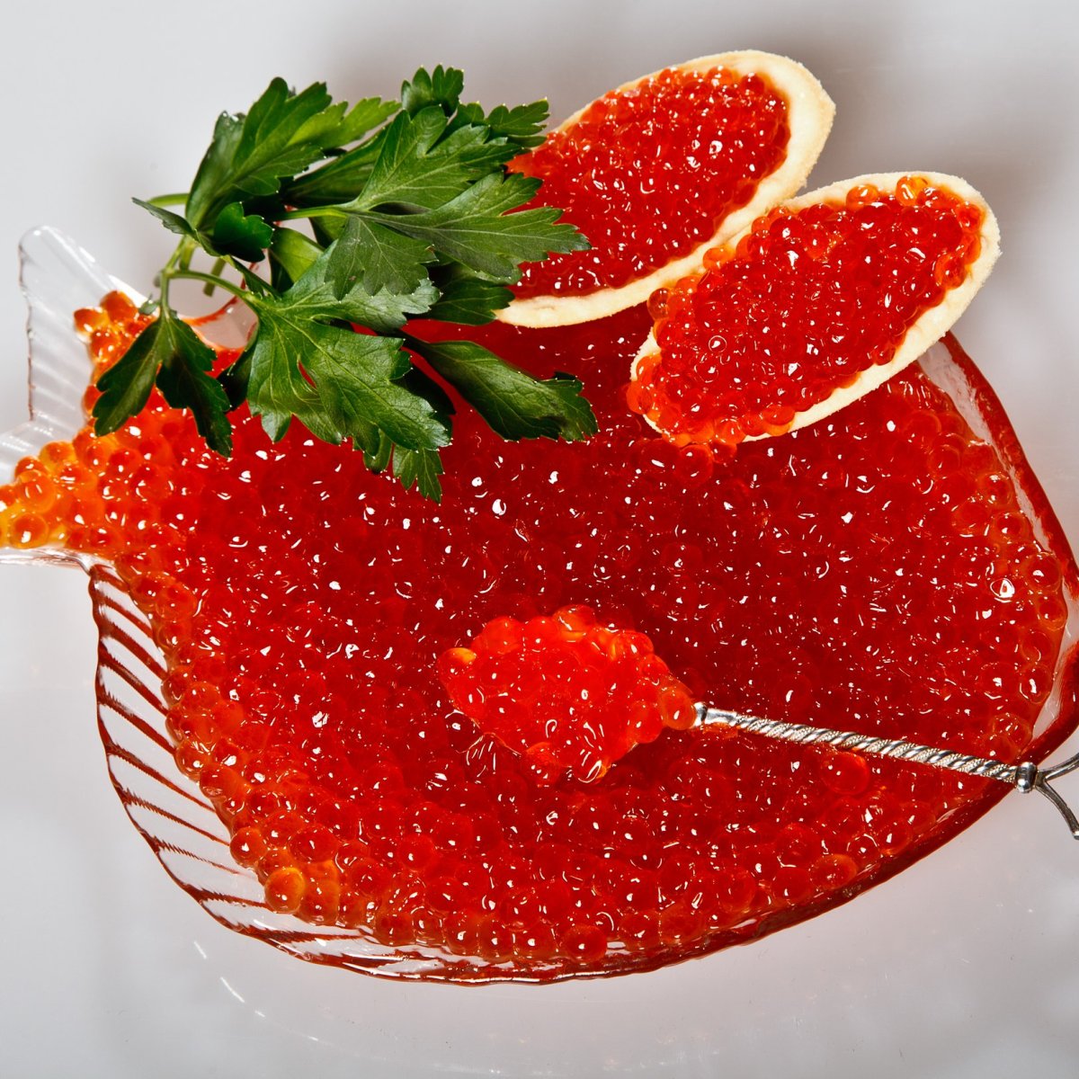 Яйца фаршир икрой