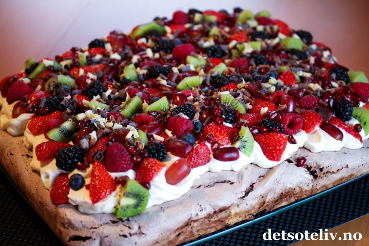 Муссовый торт клубника Мохито