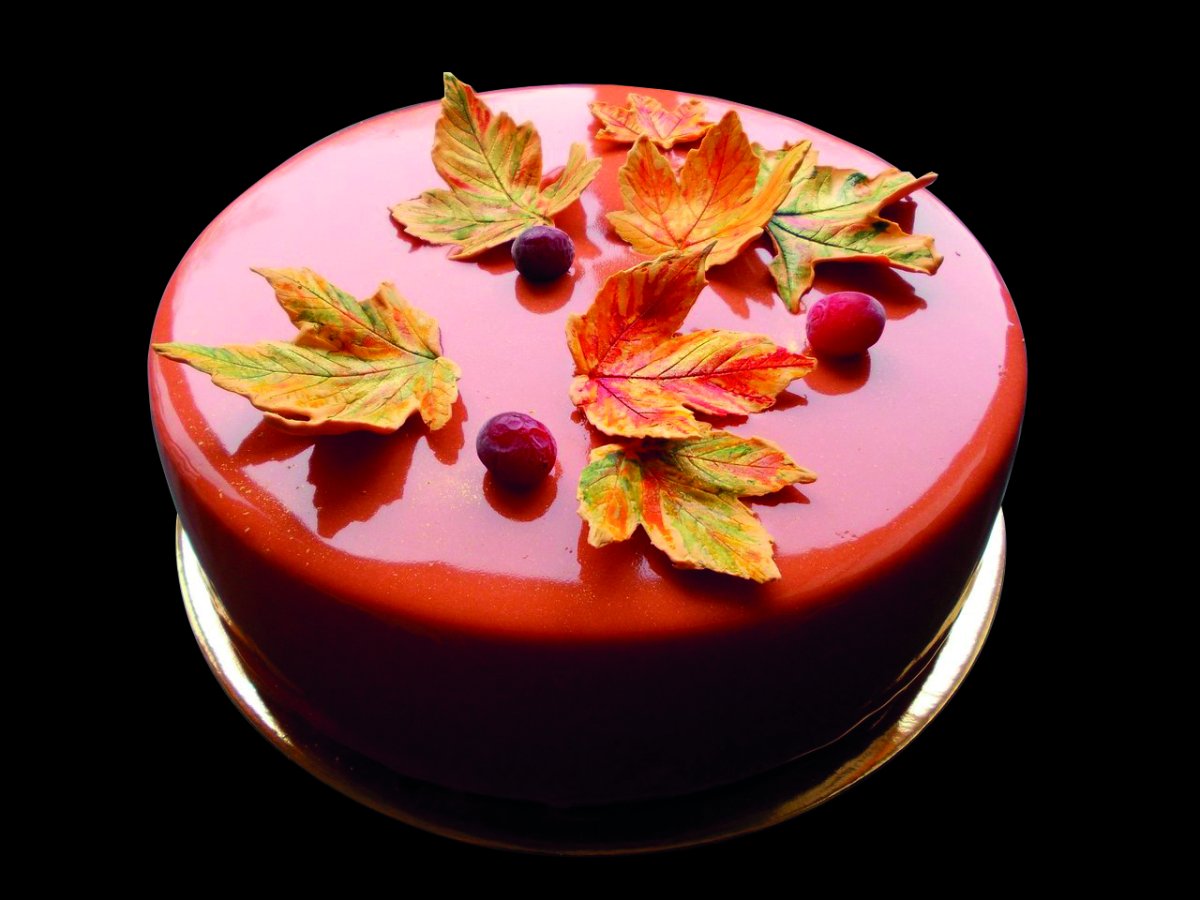 Осеннее украшение торта