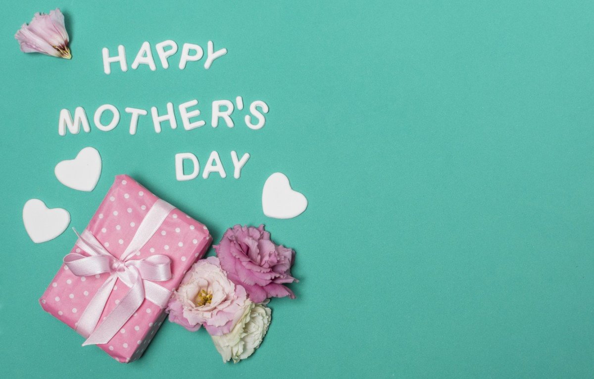 С днем мамы