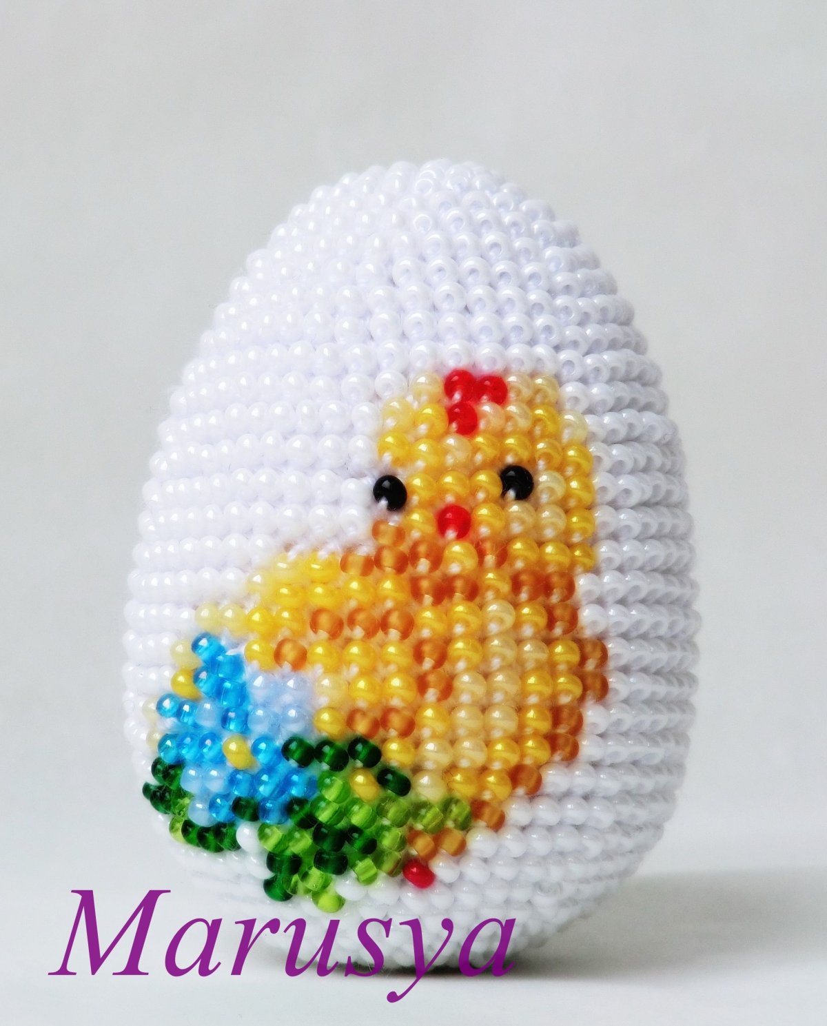 Яйцо бисером цыпленок