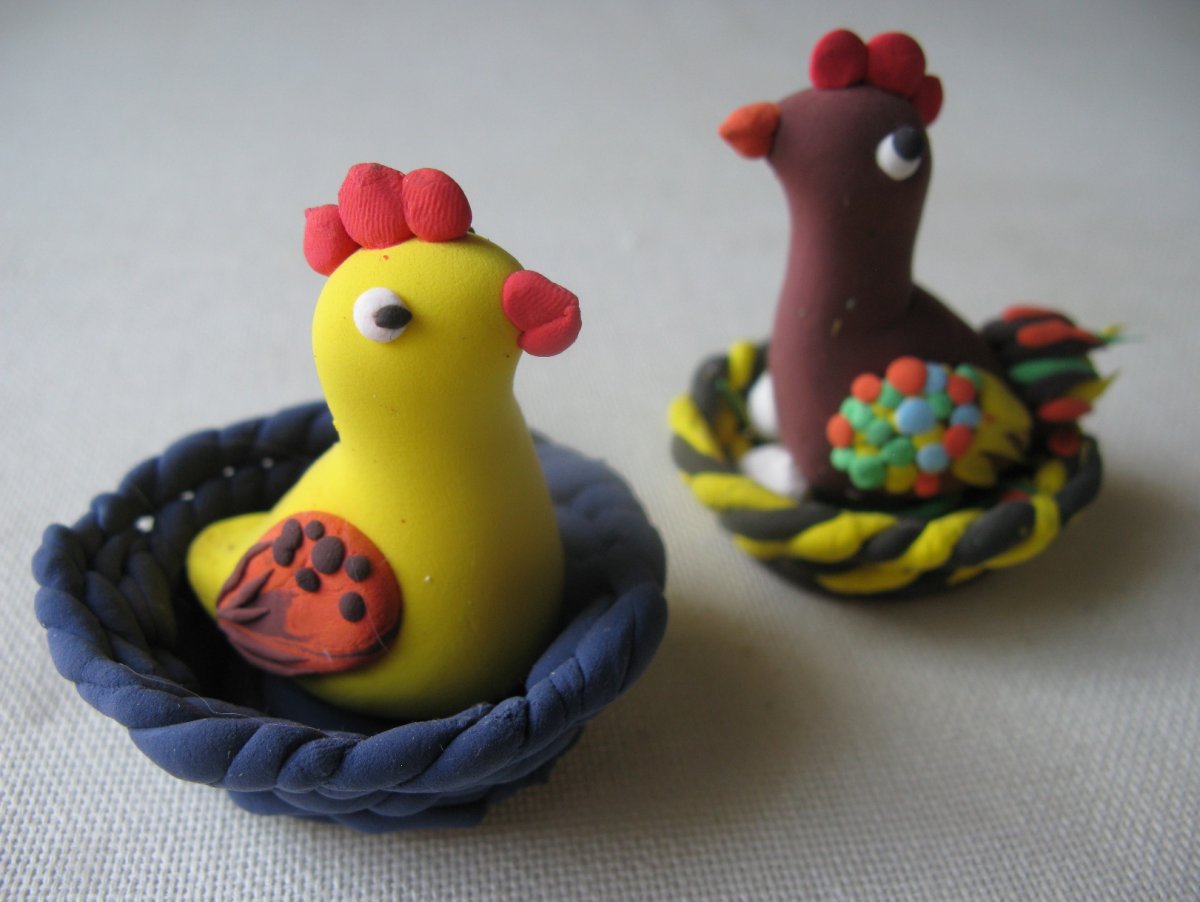 Курочка Ряба из пластилина