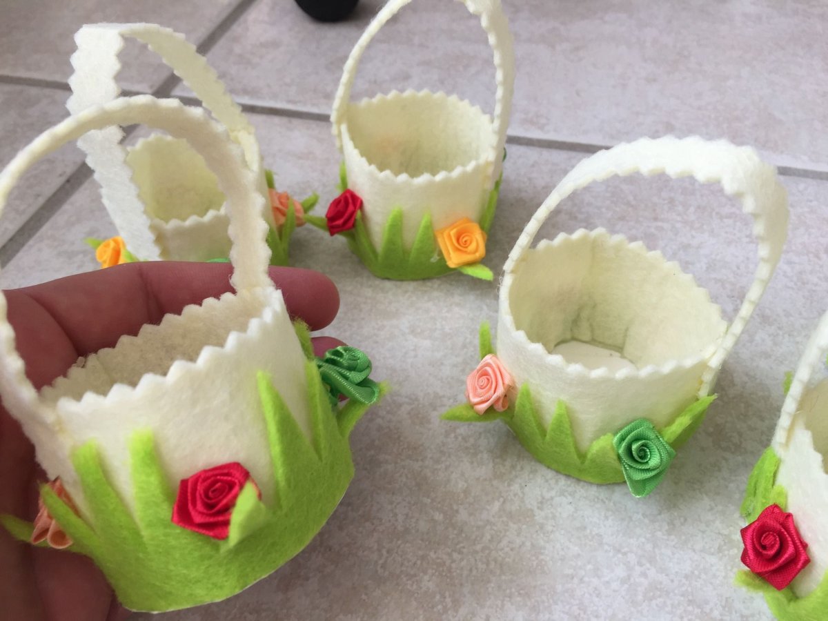 Пасхальная композиция в корзинке