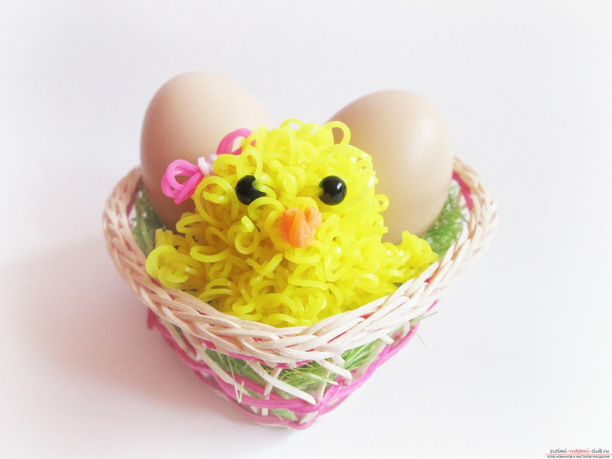 Цыпленок из ниток пряжи большой