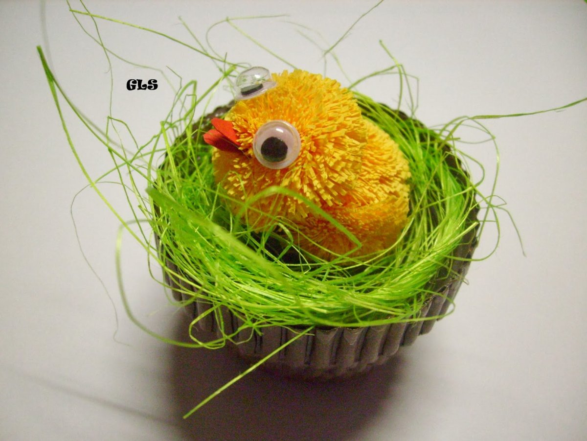 Цыплёнок из помпонов своими руками