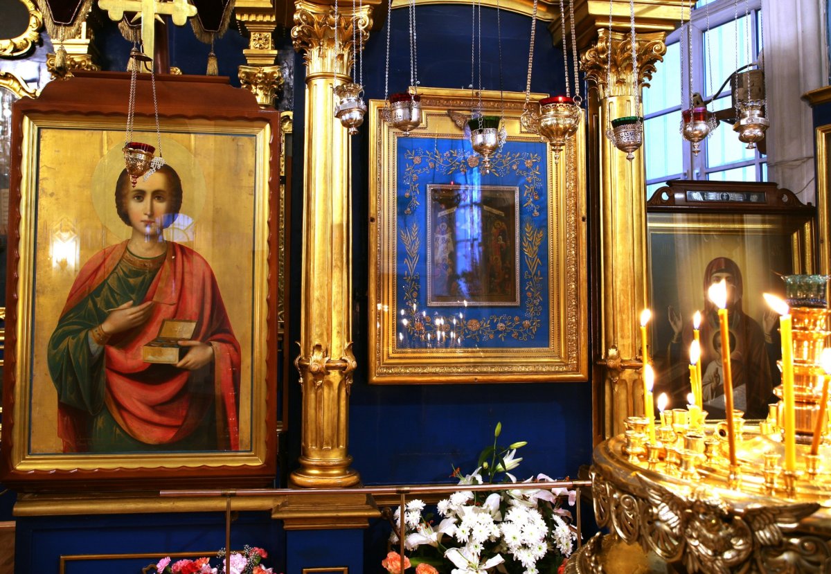 Троицкая Церковь «кулич и Пасха»