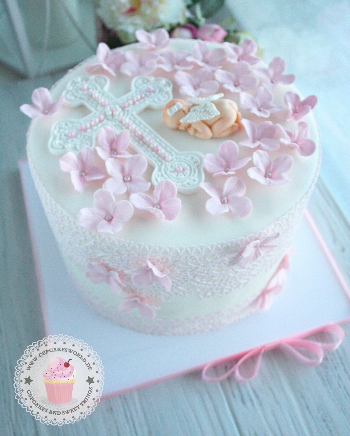 Торт на крещение девочки безмастичный