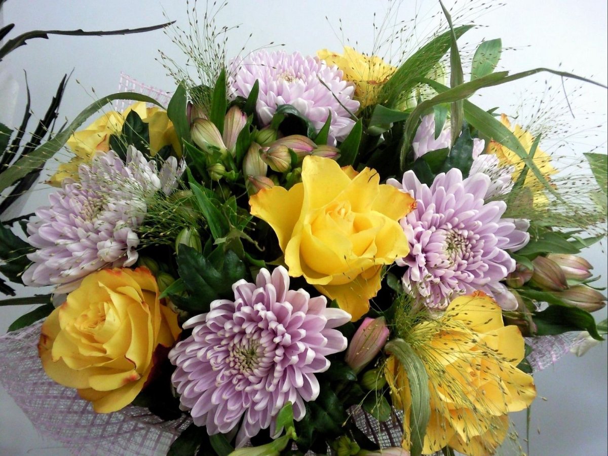 Букет хризантем