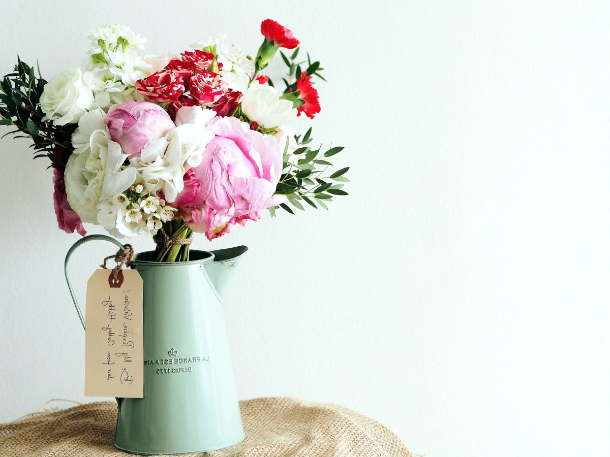 С наступающим праздником днем учителя