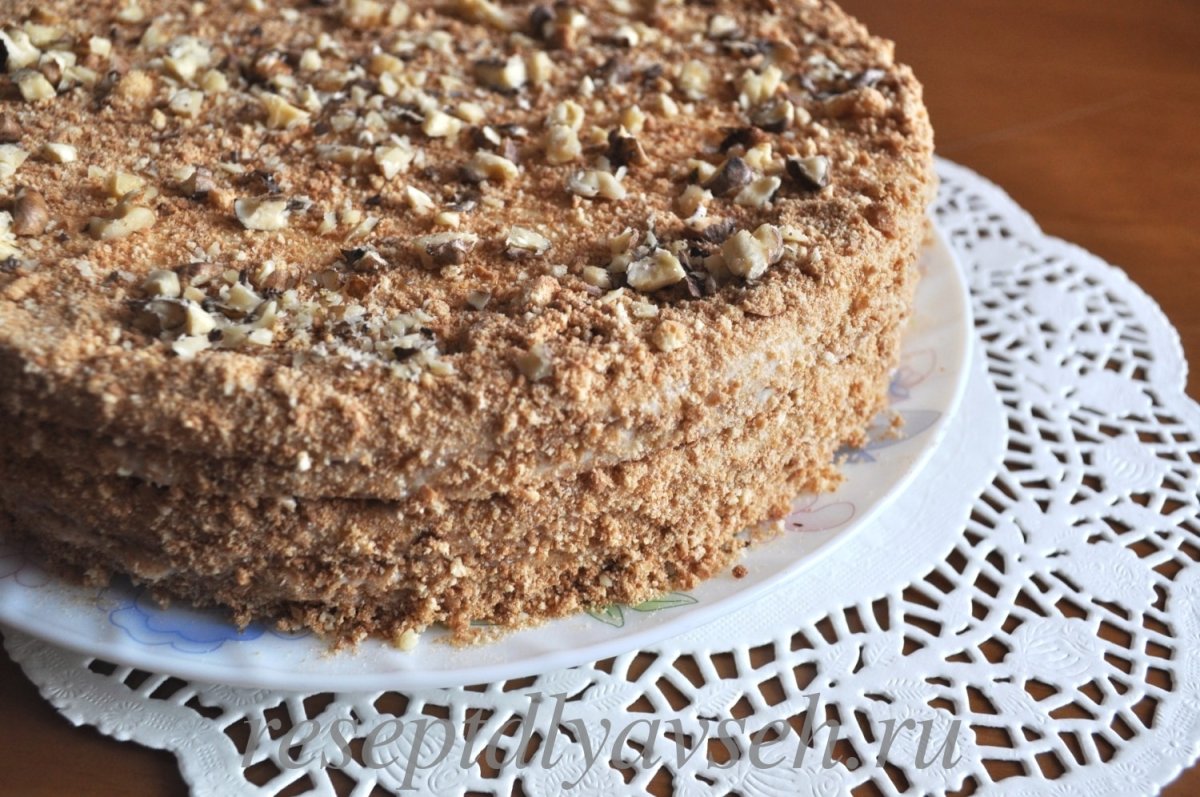 Торт сметанник бисквитный