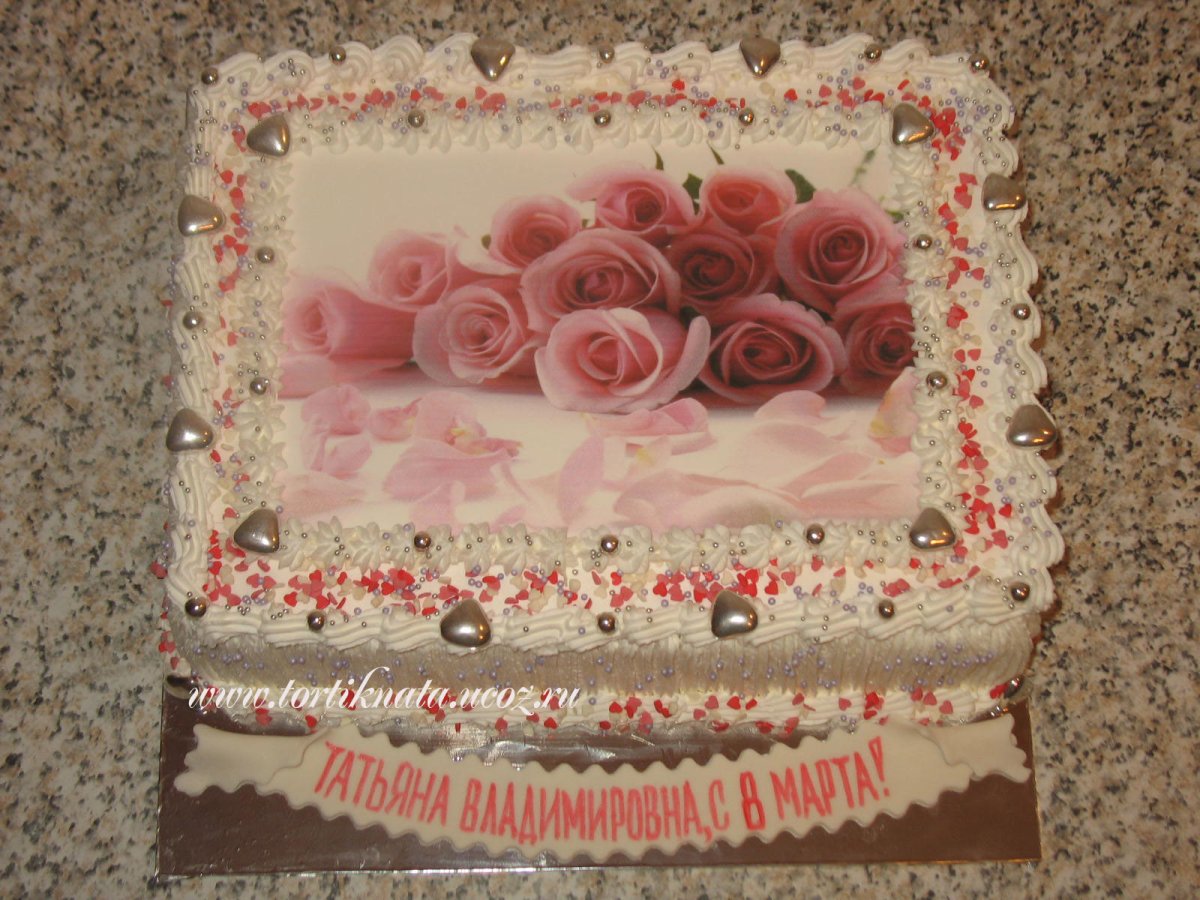 Торт прямоугольный с цветами