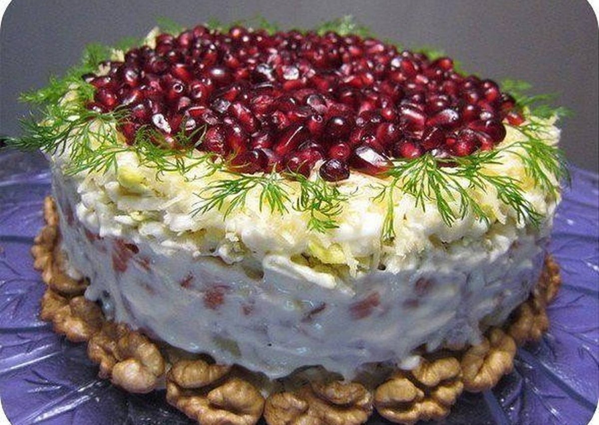 Салат с гусиной грудкой